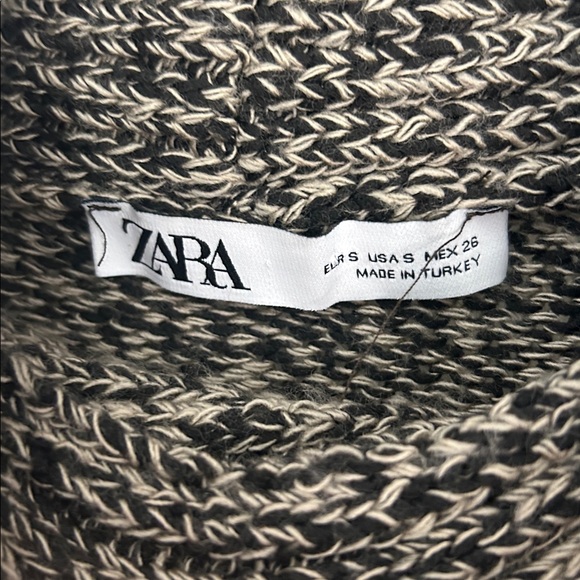 ZARA Chunky Knit Cross Neck Sweater size Small - Picture 4 of 5